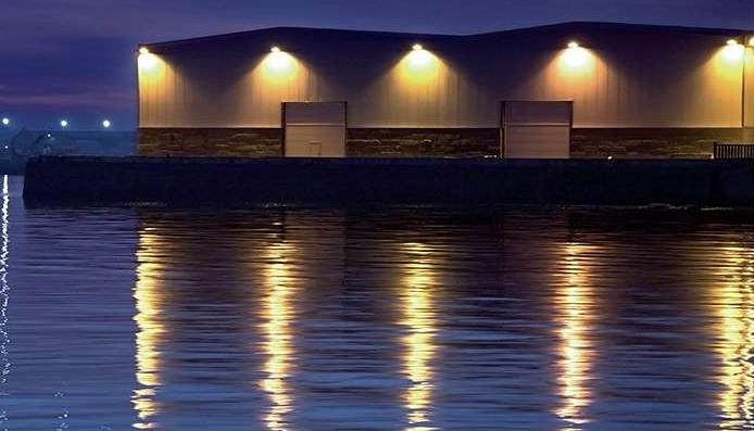 Светодиодные прожекторы привело Проекторы